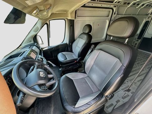 Used 2023 RAM ProMaster 2500 FWD image 19