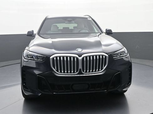 New 2026 BMW X5 xDrive50e w/ M Sport Package AWD/4WD image 2