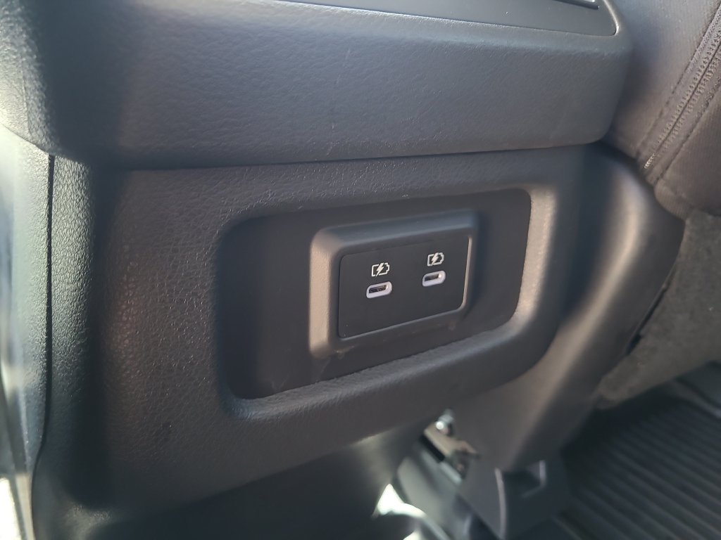 Certified 2026 Nissan Pathfinder SV FWD image 12