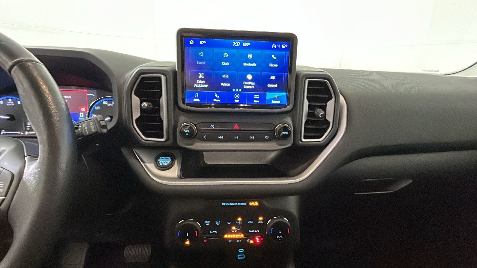 Used 2022 Ford Bronco Sport Outer Banks w/ Tech Package AWD/4WD image 27