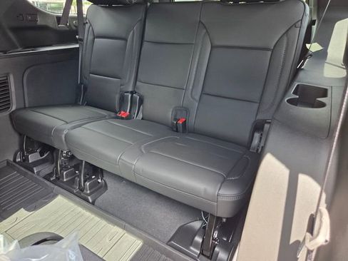 New 2026 GMC Yukon XL Denali w/ Denali Reserve Package AWD/4WD image 7