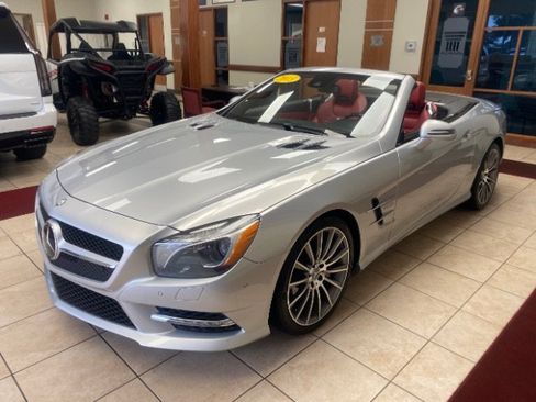 Used 2013 Mercedes-Benz SL 550 image 7