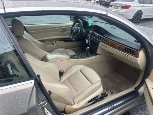 Used 2007 BMW 328i Convertible RWD image 8