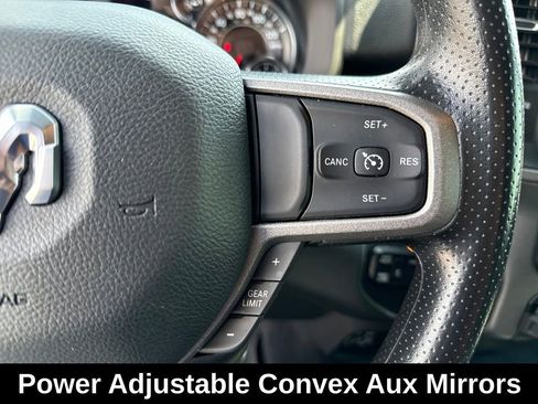 Used 2024 RAM 2500 Tradesman w/ Chrome Appearance Group image 25