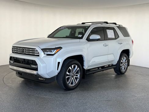 Used 2026 Toyota 4Runner Limited AWD/4WD image 10
