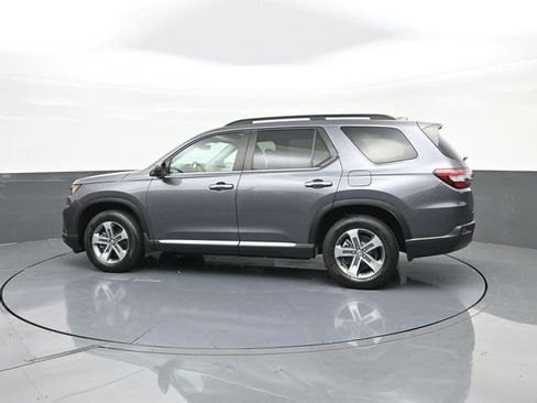 Certified 2023 Honda Pilot EX-L image 5