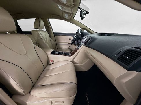 Used 2009 Toyota Venza image 35