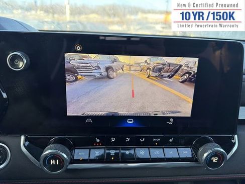 Used 2024 Chevrolet Colorado Z71 w/ Z71 Convenience Package 2 image 25