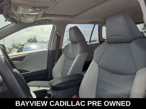 Used 2021 Toyota RAV4 Limited w/ Limited Grade Weather Package FWD image 27
