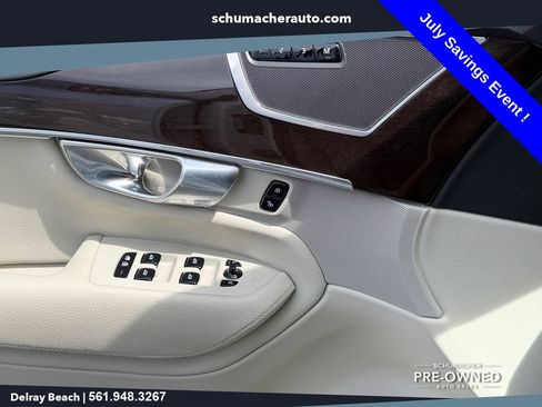 Used 2019 Volvo XC90 T6 Momentum AWD/4WD image 26
