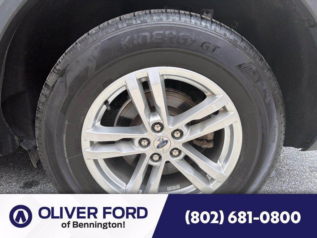 Used 2022 Ford Explorer XLT w/ Equipment Group 202A AWD/4WD image 12