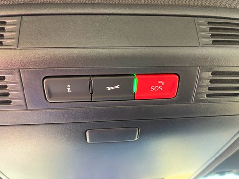 Used 2021 Volkswagen GTI S image 23