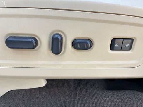 Used 2016 Lincoln Navigator Reserve image 20