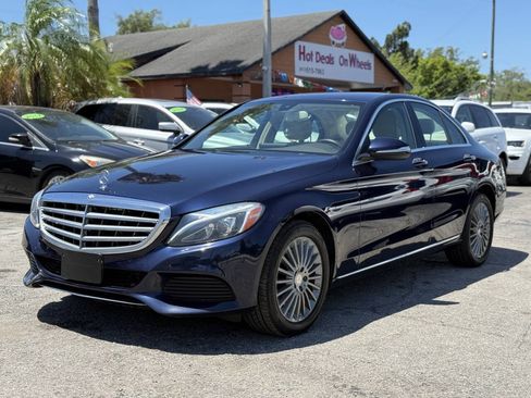 Used 2015 Mercedes-Benz C 300 4MATIC Sedan image 2