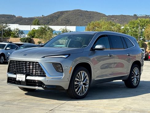 New 2026 Buick Enclave Avenir w/ Super Cruise Package AWD/4WD image 6