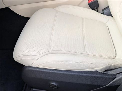 New 2026 Mercedes-Benz GLC 350e 4MATIC image 4