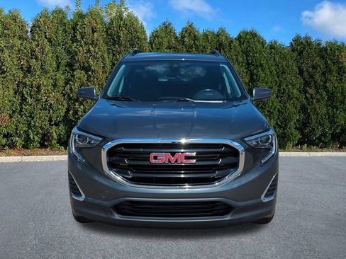 Used 2021 GMC Terrain SLE w/ Driver Convenience Package FWD image 2