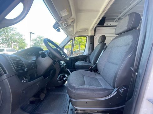 Used 2023 RAM ProMaster 2500 FWD image 18
