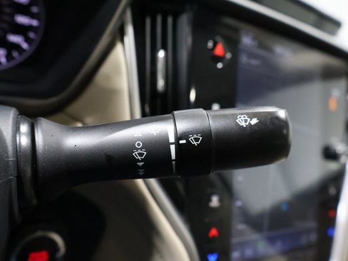 Used 2024 Subaru Legacy Limited image 40