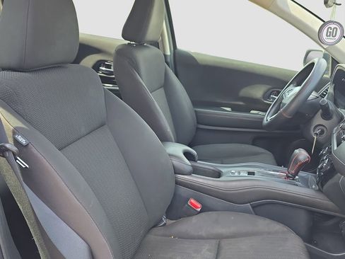 Used 2018 Honda HR-V LX image 20