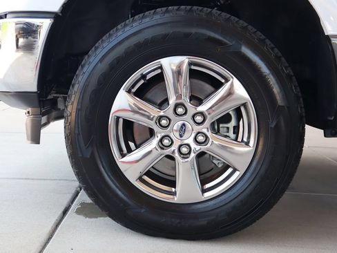 Used 2019 Ford F150 XLT w/ Equipment Group 302A Luxury AWD/4WD image 5