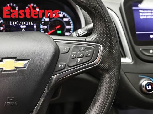 Used 2024 Chevrolet Malibu LT FWD image 16