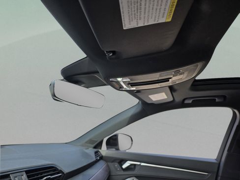 Used 2020 Audi Q3 2.0T Premium Plus image 13