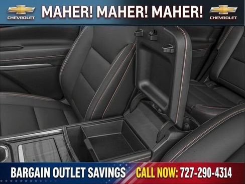 New 2026 Chevrolet Traverse Z71 w/ LPO, Floor Liner Package AWD/4WD image 87