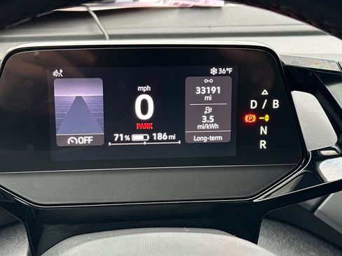 Used 2021 Volkswagen ID.4 Pro w/ ID.4 Protection Package image 28