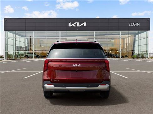 Used 2026 Kia Carnival SX FWD image 5