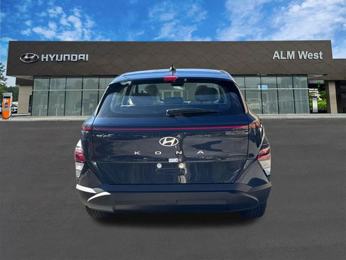 New 2026 Hyundai Kona SE image 6
