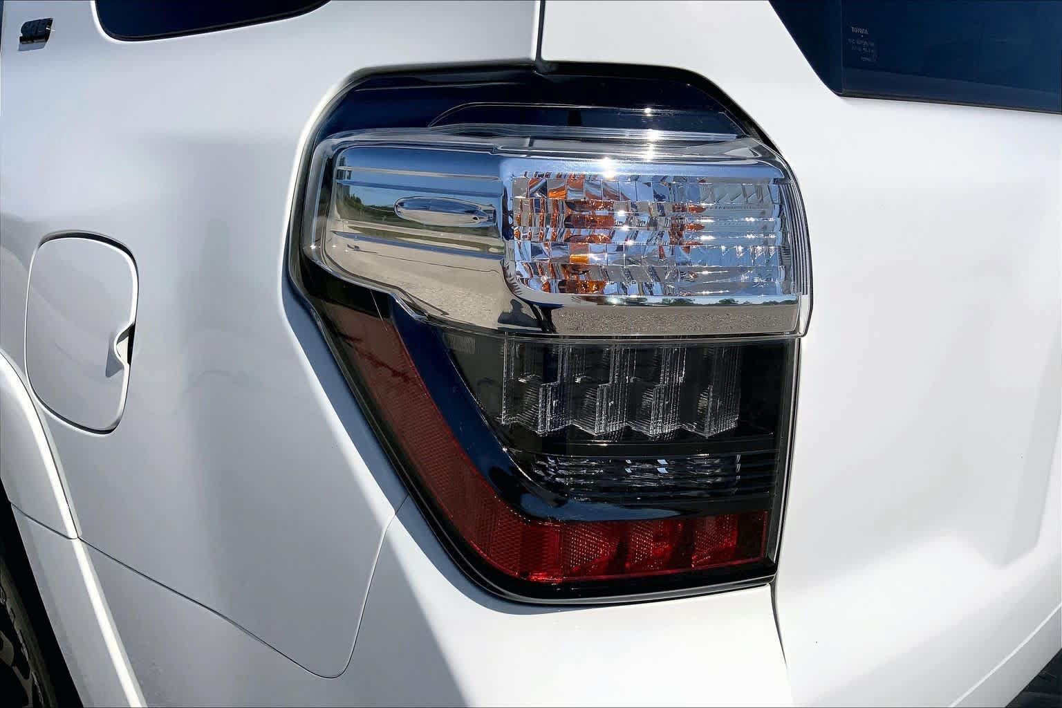 Used 2022 Toyota 4Runner SR5 RWD image 28