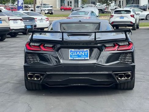 Used 2022 Chevrolet Corvette Stingray Premium Conv w/ Z51 Performance Package RWD image 5