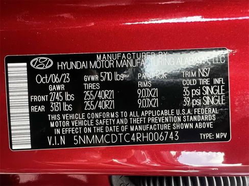 Used 2024 Genesis GV70 3.5T Sport w/ Sport Prestige Package image 17