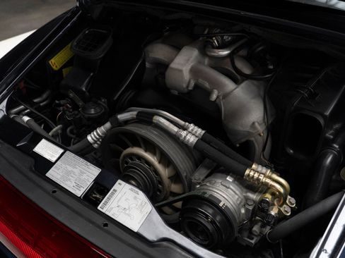 Used 1996 Porsche 911 Carrera 4S AWD/4WD image 49