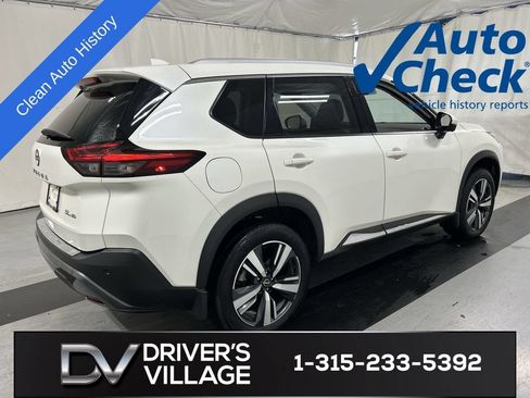 Used 2023 Nissan Rogue SL AWD/4WD image 2