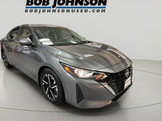 Used 2025 Nissan Sentra SV video 1