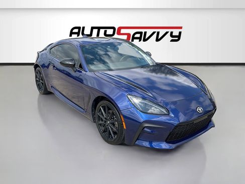 Used 2024 Toyota GR86 Premium image 1