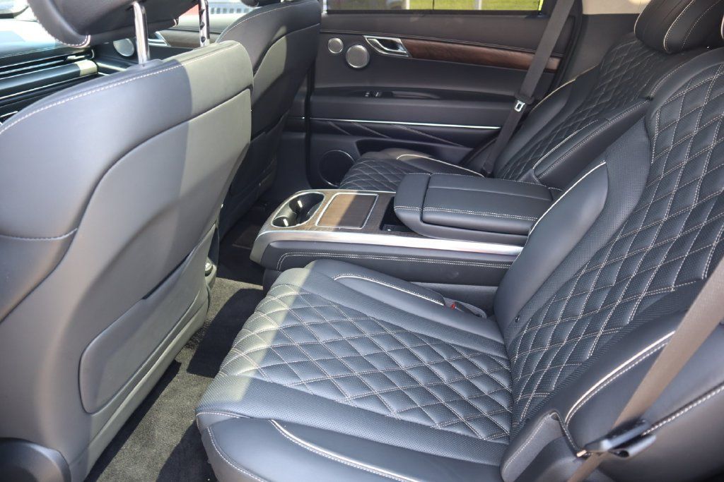 Used 2024 Genesis GV80 3.5T Prestige Signature AWD/4WD image 19