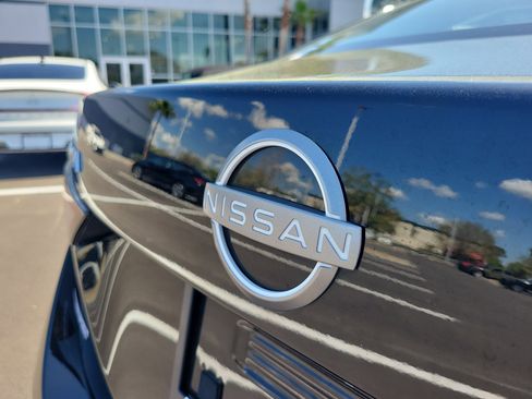 Used 2025 Nissan Sentra S image 8