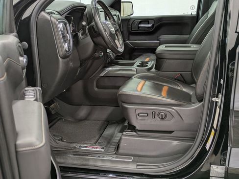 Used 2021 GMC Sierra 1500 AT4 w/ AT4 Premium Package AWD/4WD image 32