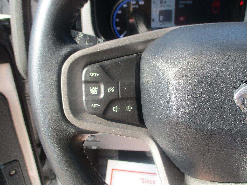 Used 2024 Ford Bronco Big Bend AWD/4WD image 11