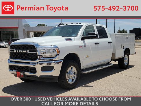 Used 2022 RAM 3500 Tradesman w/ Chrome Appearance Group AWD/4WD image 1