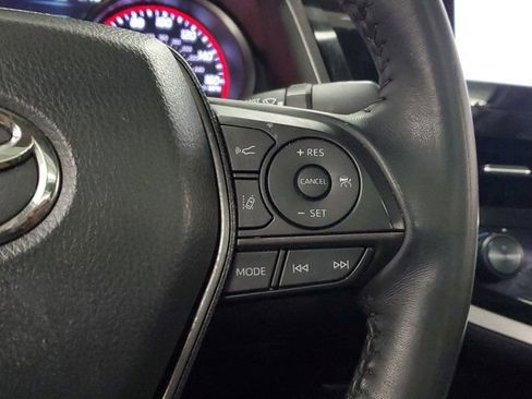 Used 2022 Toyota Camry XSE image 25
