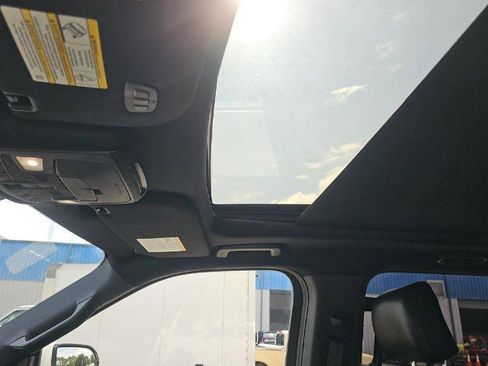 Used 2020 Ford Expedition Limited RWD image 14