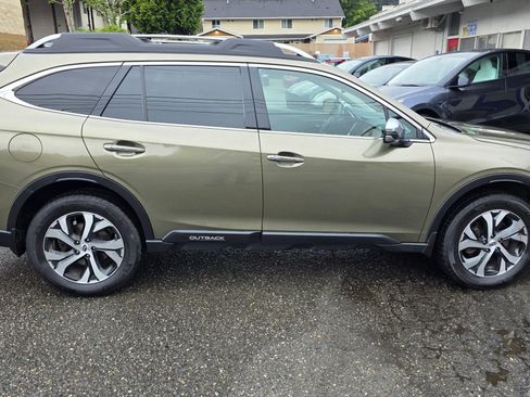 Used 2022 Subaru Outback Touring XT AWD/4WD image 4