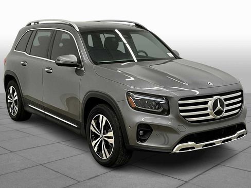 Used 2025 Mercedes-Benz GLB 250 GLB 250 image 2