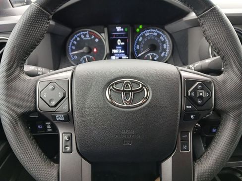Certified 2022 Toyota Tacoma TRD Off-Road w/ Technology Package image 21