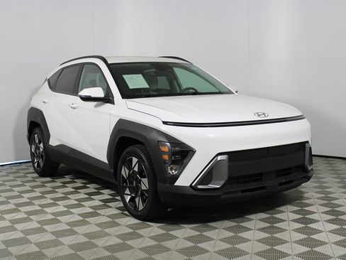 Used 2025 Hyundai Kona SEL FWD image 24