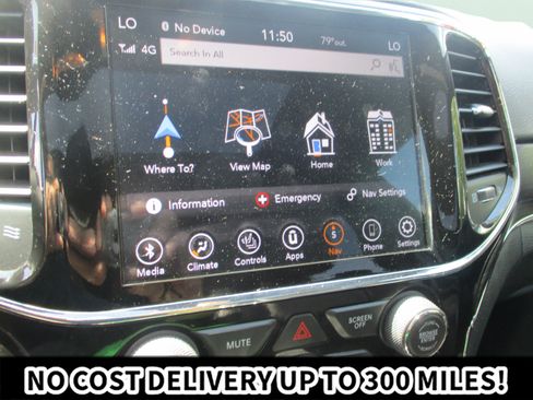 Used 2021 Jeep Grand Cherokee Limited w/ Premium Lighting Group AWD/4WD image 25